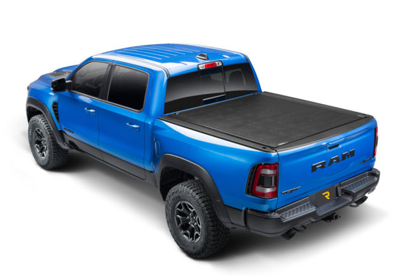 BAK Revolver X2 Hard Rolling Tonneau Cover 2023+ Chevrolet Colorado (5ft 2in Bed)