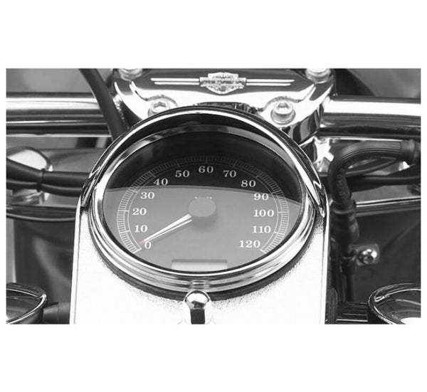 National Cycle 04-07 Harley-Davidson FLHRS Road King Custom Speed-Ometer Glare Stopper