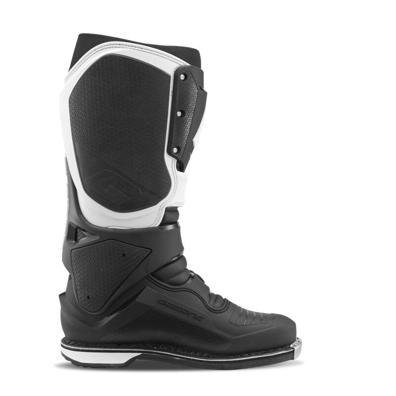 Gaerne SG22 Boot Black/White Size - 9