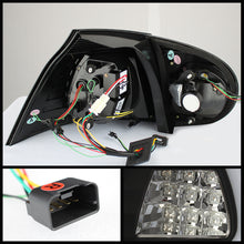 Load image into Gallery viewer, Spyder Volkswagen Golf V 06-09 LED TURN SIGNAL LED Tail Lights Black ALT-YD-VG03-LED-BK