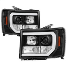 Load image into Gallery viewer, Spyder GMC Sierra 1500/2500/3500 07-13 V2 Projector Headlights- Black PRO-YD-GS07V2-LBDRL-BK