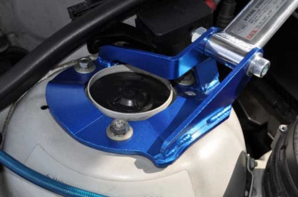 Cusco OS-Type Front Strut Tower Brace for BMW E46