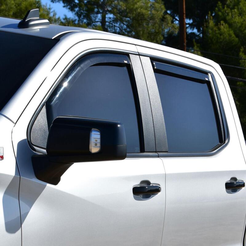 Westin 19-21 Chevy Silverado Crew Cab Pickup In-Channel Wind Deflector 4pc - Smoke