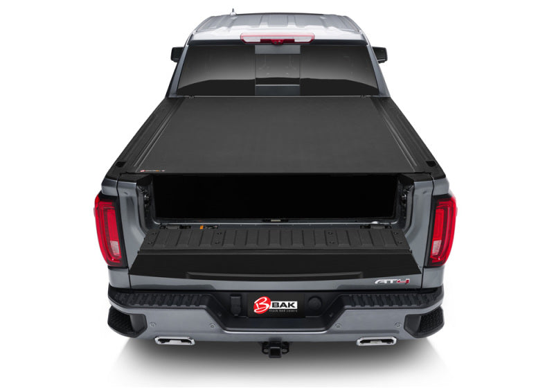 BAK 04-13 Chevy Silverado/GM Sierra Revolver X4s 5.9ft Bed Cover